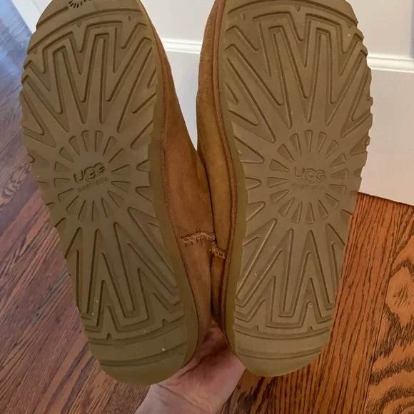 UGG Classic II genuine shearling lined tall boot - Picture 6 of 7